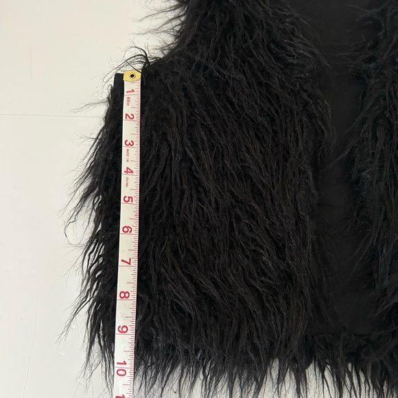 Alythea Black Sleeveless Open Front Faux Fur Vest Small - Picture 7 of 9